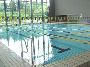 25m競泳プール